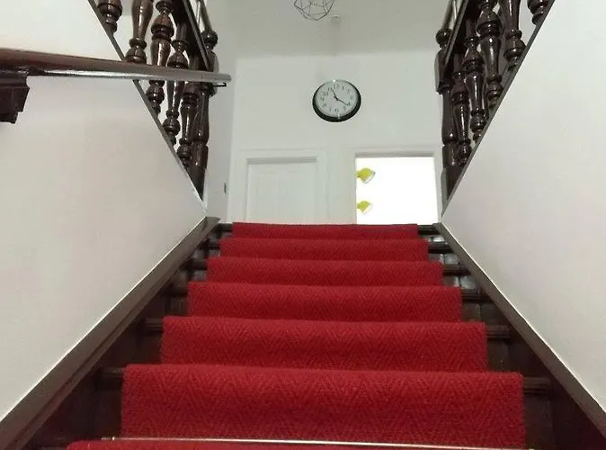 Kirchenwirt Am Marktplatz - Dependance فندق مبيت وإفطار إيهرينهاوزين