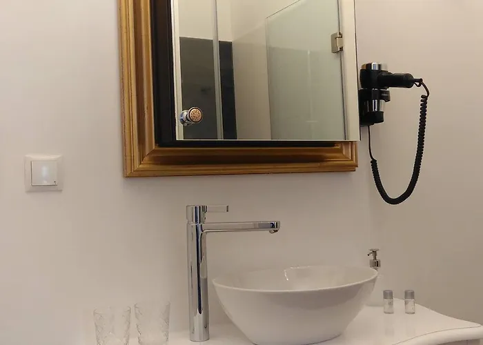 Kirchenwirt Am Marktplatz - Dependance فندق مبيت وإفطار إيهرينهاوزين